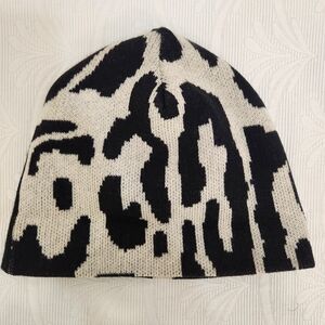 Baja East Black Ivory Abstract Knit Beanie Hat One Size
